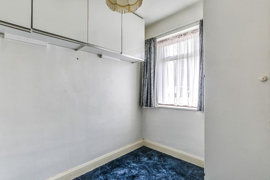 3 Bedroom Semi-Detached for Sale in Purley, CR8 4AU